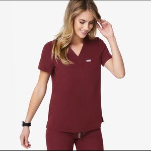 FIGS BURGUNDY CATARINA 1 POCKET SCRUB TOP! NWT 🆕